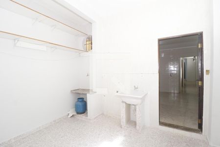 Casa de condomínio para alugar com 77m², 2 quartos e sem vagaÁrea de Serviço