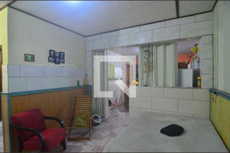 Quarto 1 de casa à venda com 2 quartos, 240m² em Guajuviras, Canoas