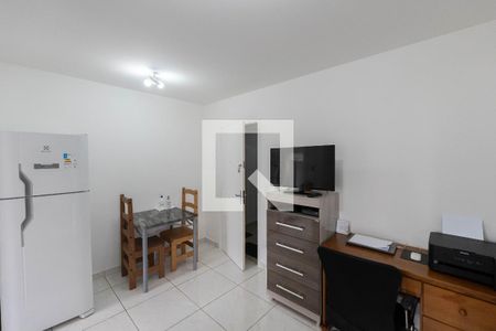 Apartamento à venda com 32m², 1 quarto e 1 vaga Apartamento à venda com 32m², 1 quarto e 1 vagaSala