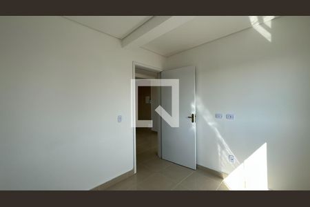 Quarto de apartamento para alugar com 1 quarto, 38m² em Novo Mundo, Curitiba