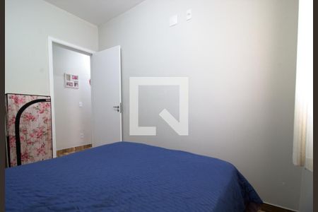 Quarto 2 de apartamento para alugar com 2 quartos, 47m² em Caiapia, Cotia