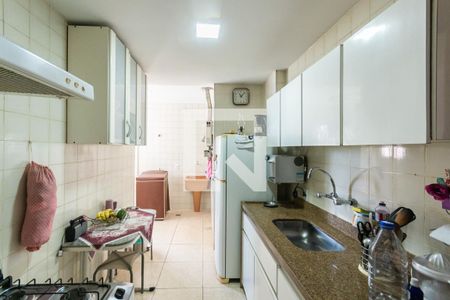 Apartamento à venda com 75m², 2 quartos e 1 vagaCozinha