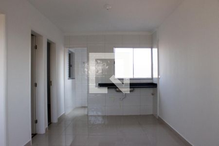 Sala de casa de condomínio à venda com 2 quartos, 46m² em Vila Constança, São Paulo