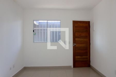 Sala de casa de condomínio à venda com 2 quartos, 45m² em Vila Constança, São Paulo
