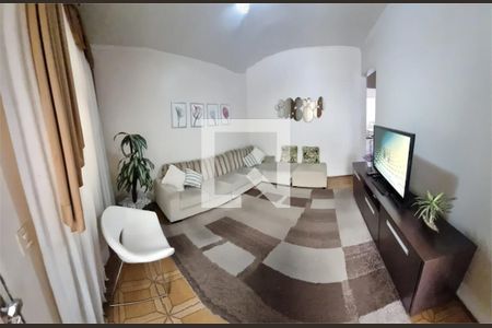 Casa à venda com 3 quartos, 126m² em Conjunto Residencial Novo Pacaembu, São Paulo