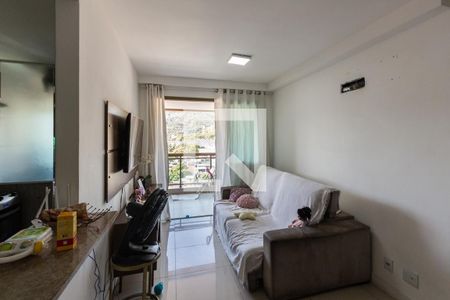 Apartamento à venda com 76m², 2 quartos e 1 vagaSala