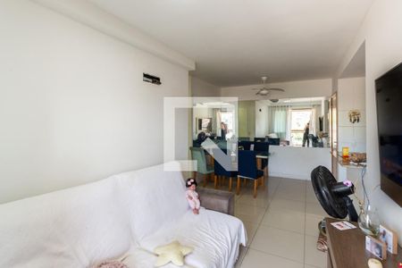 Apartamento à venda com 76m², 2 quartos e 1 vagaSala