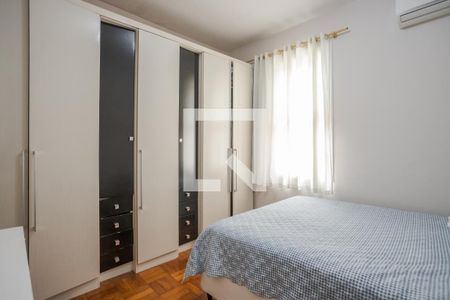 Quarto 1 de apartamento à venda com 3 quartos, 68m² em Petrópolis, Porto Alegre