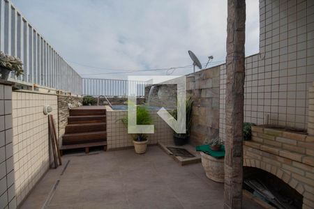 Casa à venda com 300m², 3 quartos e 1 vagaTerraço