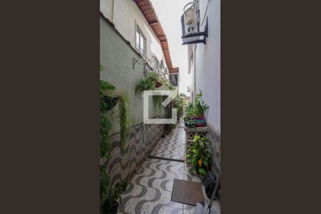 Casa à venda com 300m², 3 quartos e 1 vagaCorredor