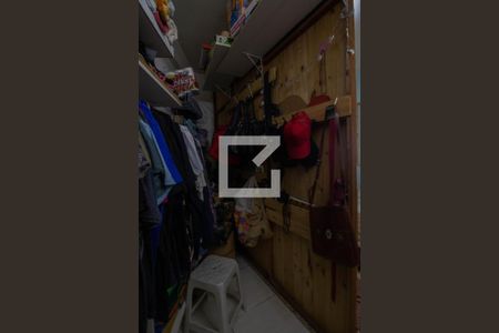 Casa à venda com 300m², 3 quartos e 1 vagaCloset