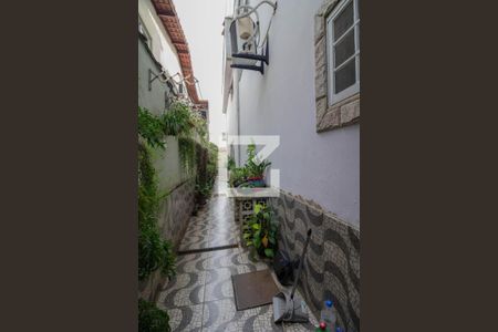 Casa à venda com 300m², 3 quartos e 1 vagaCorredor