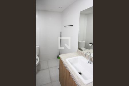 Studio para alugar com 28m², 1 quarto e sem vaga Studio para alugar com 28m², 1 quarto e sem vagaBanheiro