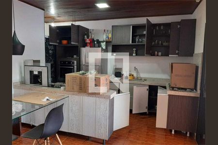 Casa à venda com 3 quartos, 263m² em Varginha, São Bernardo do Campo