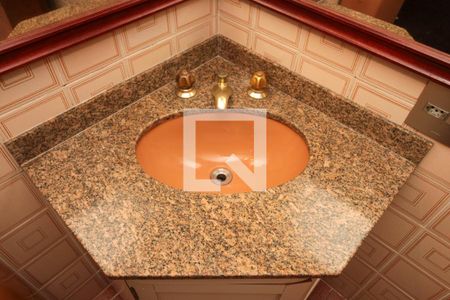 Apartamento à venda com 65m², 2 quartos e 1 vaga Apartamento à venda com 65m², 2 quartos e 1 vagaBanheiro