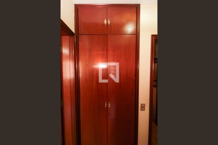 Apartamento à venda com 65m², 2 quartos e 1 vaga Apartamento à venda com 65m², 2 quartos e 1 vagaCorredor - Armário