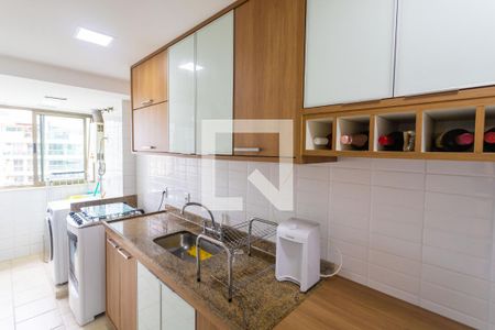 Apartamento à venda com 68m², 2 quartos e 1 vagaCozinha