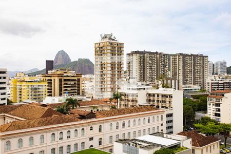 Apartamento à venda com 68m², 2 quartos e 1 vagaVista