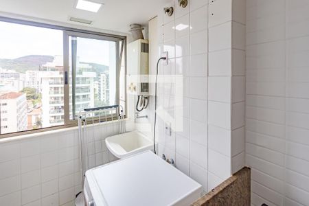 Apartamento à venda com 68m², 2 quartos e 1 vagaÁrea de Serviço