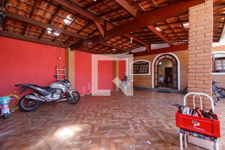 Casa para alugar com 215m², 3 quartos e 3 vagasQuintal / Garagem