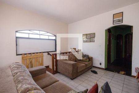 Casa para alugar com 215m², 3 quartos e 3 vagasSala de TV