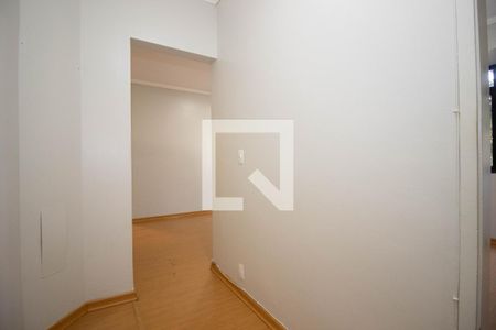 Apartamento para alugar com 80m², 2 quartos e sem vagaCorredor