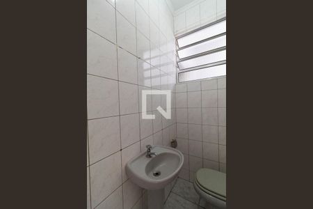 Casa à venda com 119m², 4 quartos e 1 vagaBanheiro 2