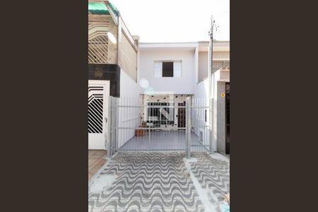 Casa à venda com 119m², 4 quartos e 1 vagaFachada 