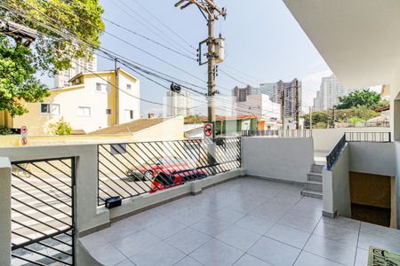 Casa à venda com 120m², 3 quartos e 1 vaga Casa à venda com 120m², 3 quartos e 1 vagaVaranda