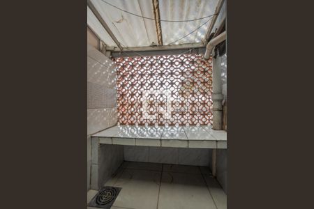 Apartamento para alugar com 79m², 2 quartos e 1 vaga Apartamento para alugar com 79m², 2 quartos e 1 vagaCozinha e Área de Serviço