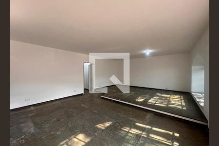 Sala de casa para alugar com 4 quartos, 1000m² em Campo Belo, São Paulo