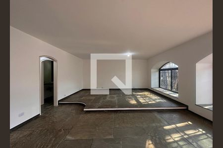 Sala de casa para alugar com 4 quartos, 1000m² em Campo Belo, São Paulo