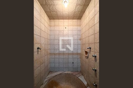 Casa para alugar com 1000m², 4 quartos e 4 vagasBanheiro