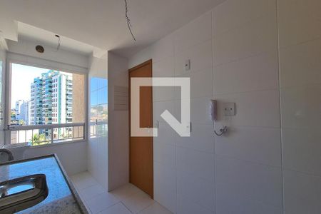 Apartamento à venda com 80m², 3 quartos e 2 vagasCozinha