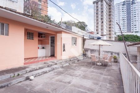 Casa à venda com 241m², 5 quartos e 2 vagasQuintal