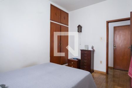 Casa à venda com 241m², 5 quartos e 2 vagasQuarto 2