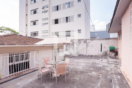 Casa à venda com 241m², 5 quartos e 2 vagasQuintal