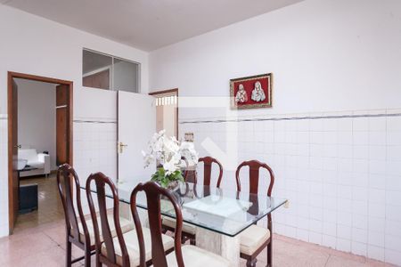 Casa à venda com 241m², 5 quartos e 2 vagasSala de Jantar