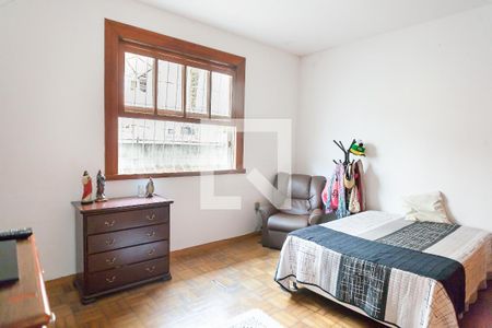 Casa à venda com 241m², 5 quartos e 2 vagasSuíte