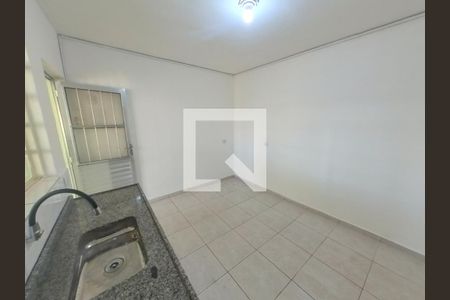 Casa para alugar com 78m², 2 quartos e 1 vagaCozinha