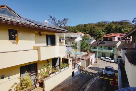 Casa à venda com 169m², 4 quartos e 2 vagasVista