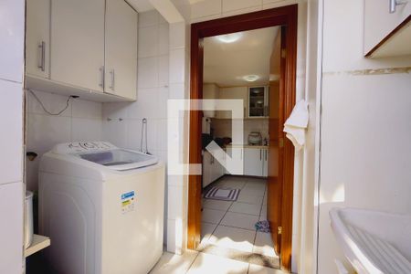 Casa à venda com 169m², 4 quartos e 2 vagasÁrea de Serviço