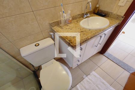 Casa à venda com 169m², 4 quartos e 2 vagasBanheiro da Suíte 4