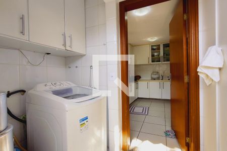 Casa à venda com 169m², 4 quartos e 2 vagasÁrea de Serviço