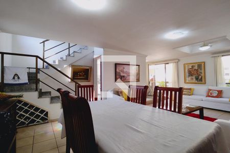 Sala de casa à venda com 4 quartos, 169m² em Freguesia de Jacarepaguá, Rio de Janeiro
