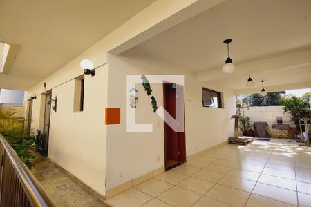 Casa à venda com 169m², 4 quartos e 2 vagasGaragem