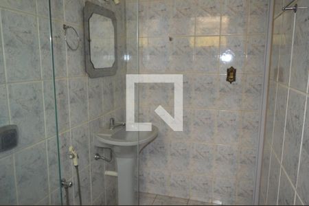 Casa à venda com 180m², 4 quartos e 2 vagasBanheiro