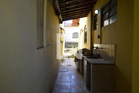 Casa à venda com 180m², 4 quartos e 2 vagasÁrea de Serviço