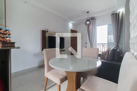 Sala de apartamento para alugar com 2 quartos, 55m² em Vila Lavínia, Mogi das Cruzes