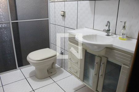 Banheiro de casa à venda com 3 quartos, 143m² em Vila Carbone, São Paulo